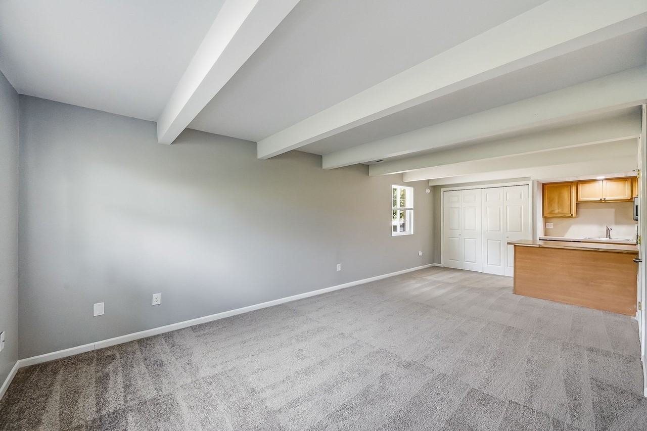1407 Missouri Ave #1 - Photo 2 of 12