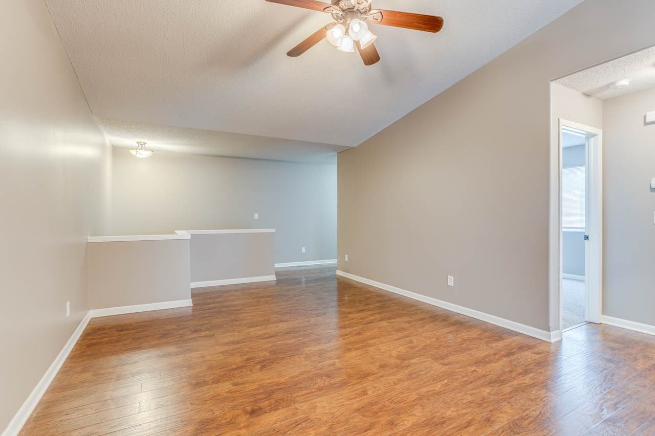 1054 E Karla Ct #1 - Photo 7 of 33