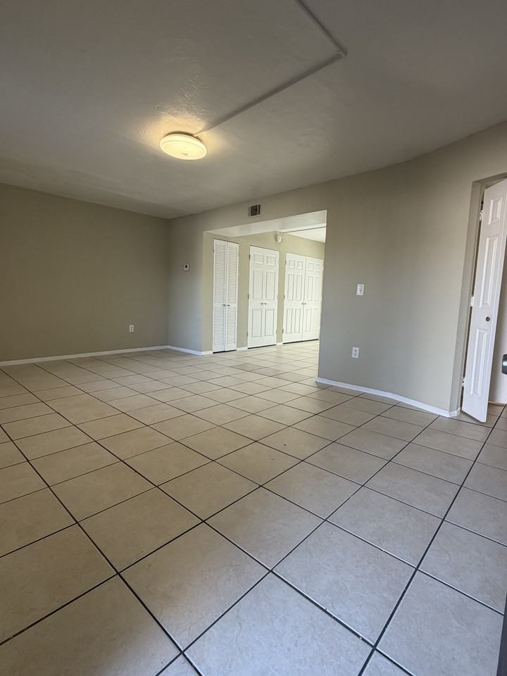 4226 Desoto Ave #53 - Photo 2 of 22