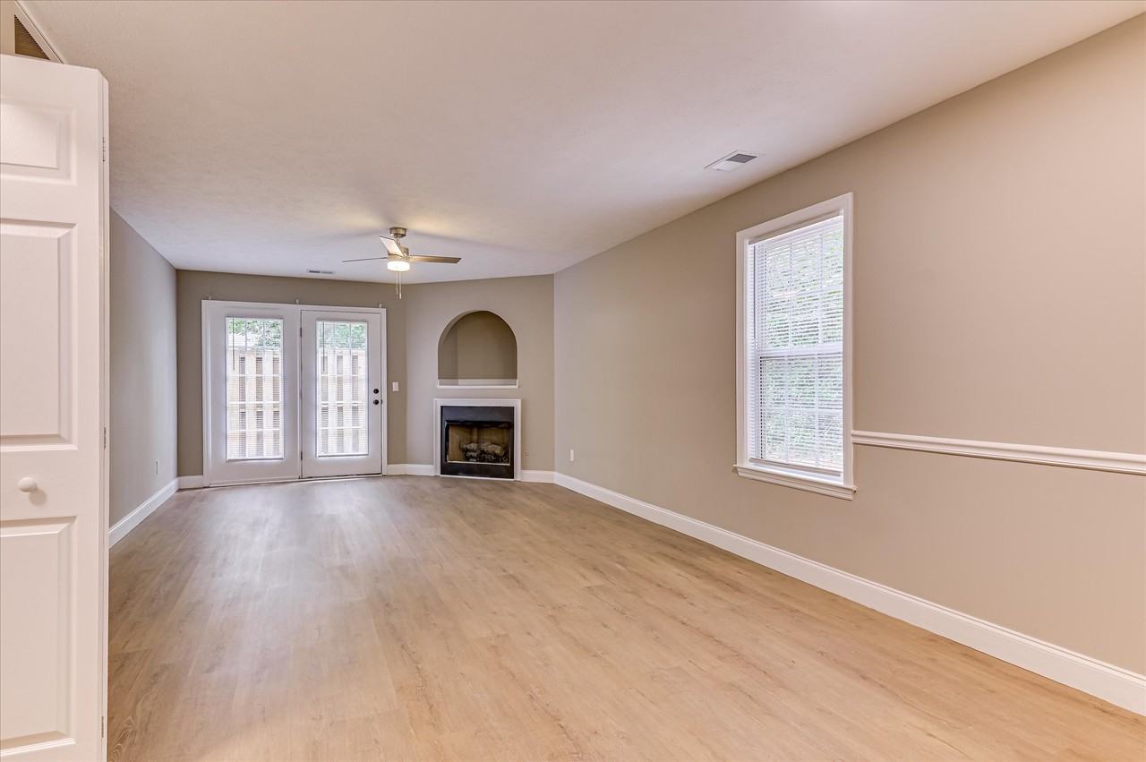 111 Kelly Dr #111 - Photo 6 of 38