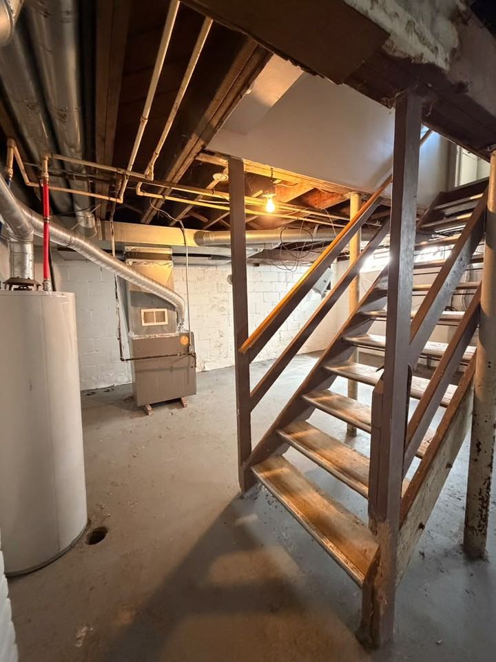 20209 Moross Rd #1 - Photo 5 of 10
