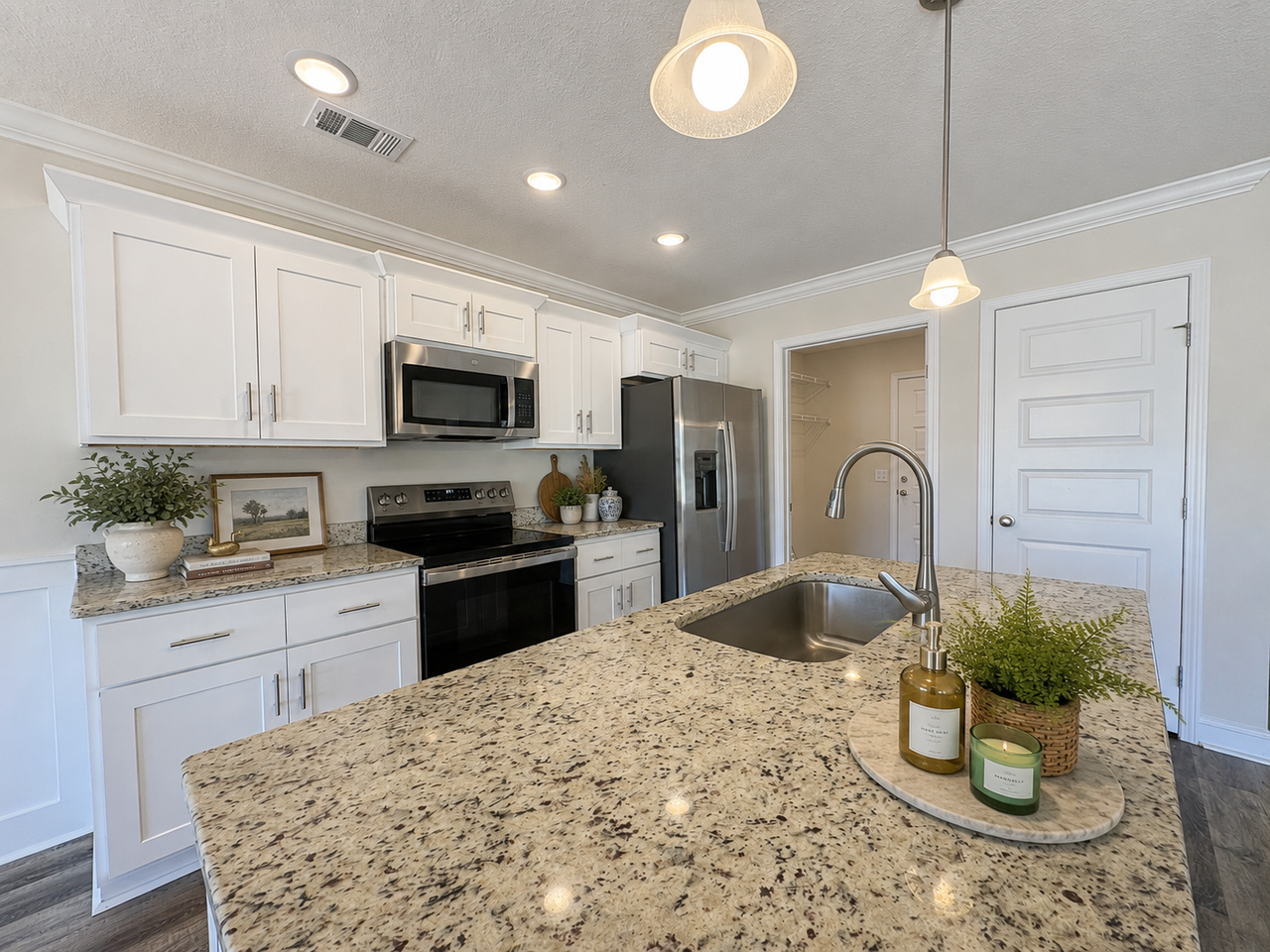 125A Atlantic Ave #1 - Photo 3 of 32