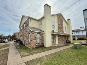 2057 W Walnut St #A - Photo 1 of 1