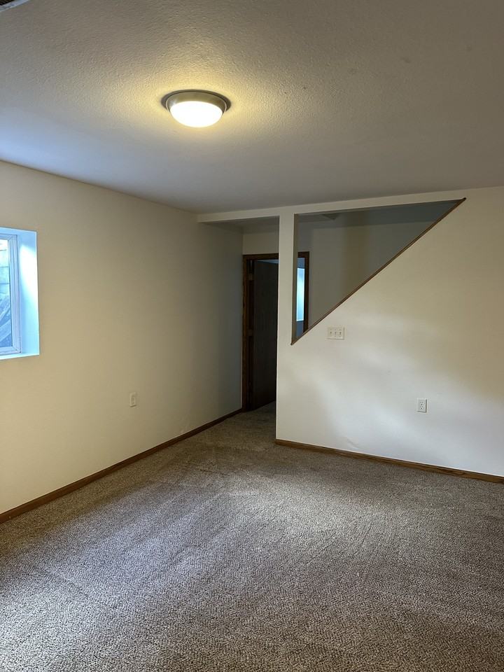 1116 Sunset Ave #1116 - Photo 4 of 20