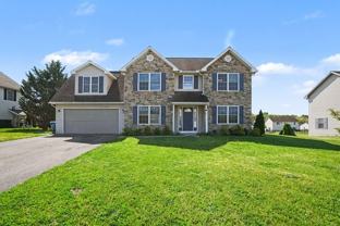 65 Meade Dr #1 - Photo 1 of 1
