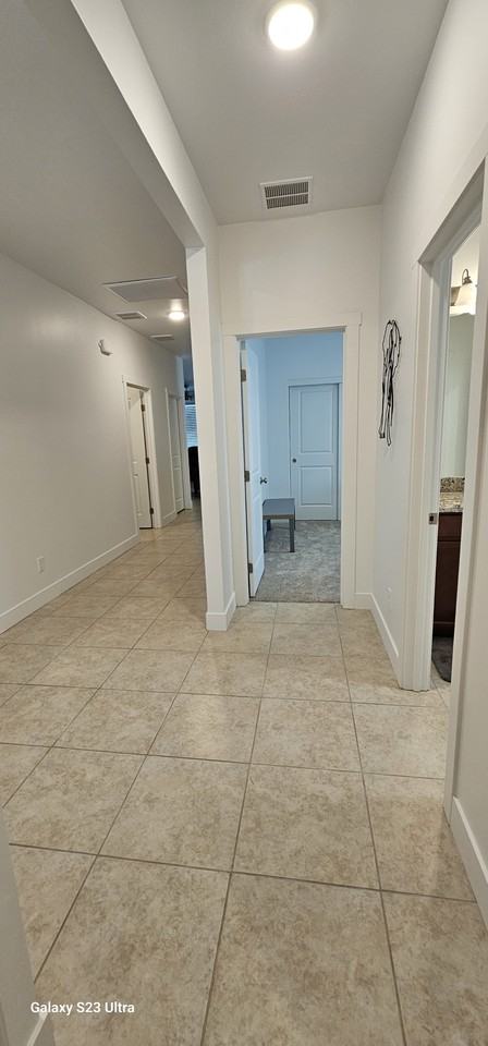 2424 S Luginbuhl St #1 - Photo 7 of 20
