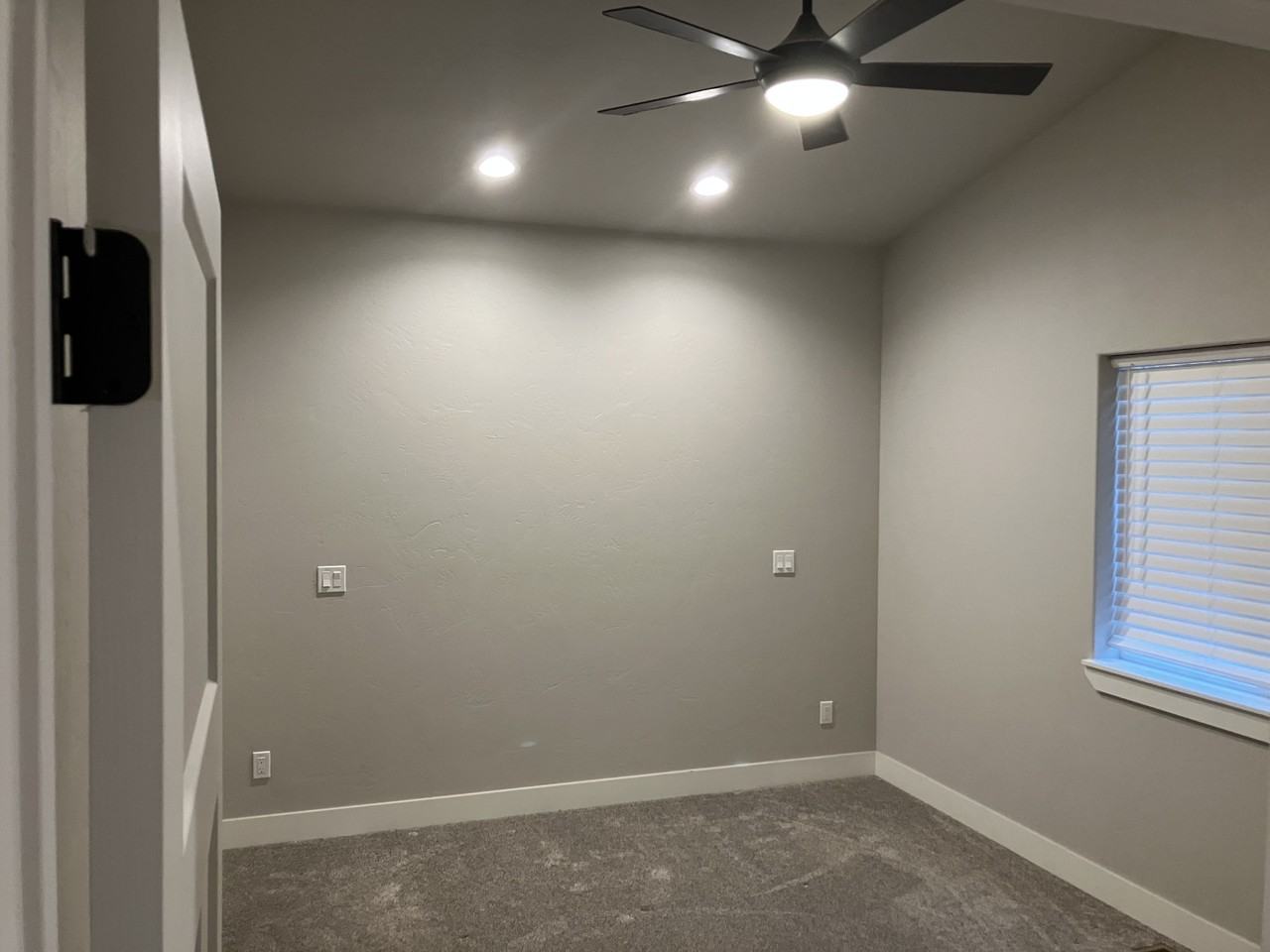 329 3rd Ave W #329 - Photo 5 of 9