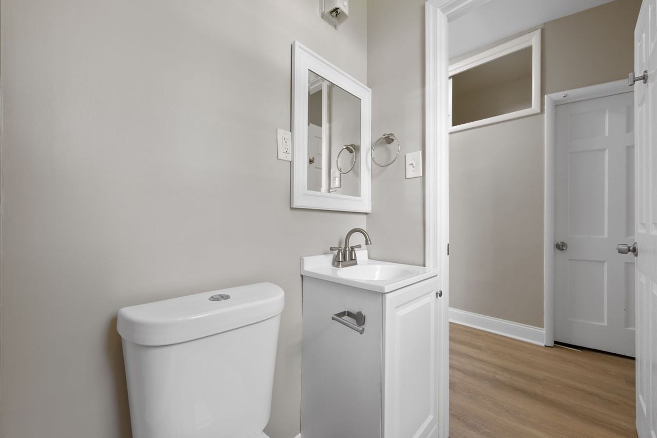 3168 Pennsylvania Ave #1 - Photo 5 of 22