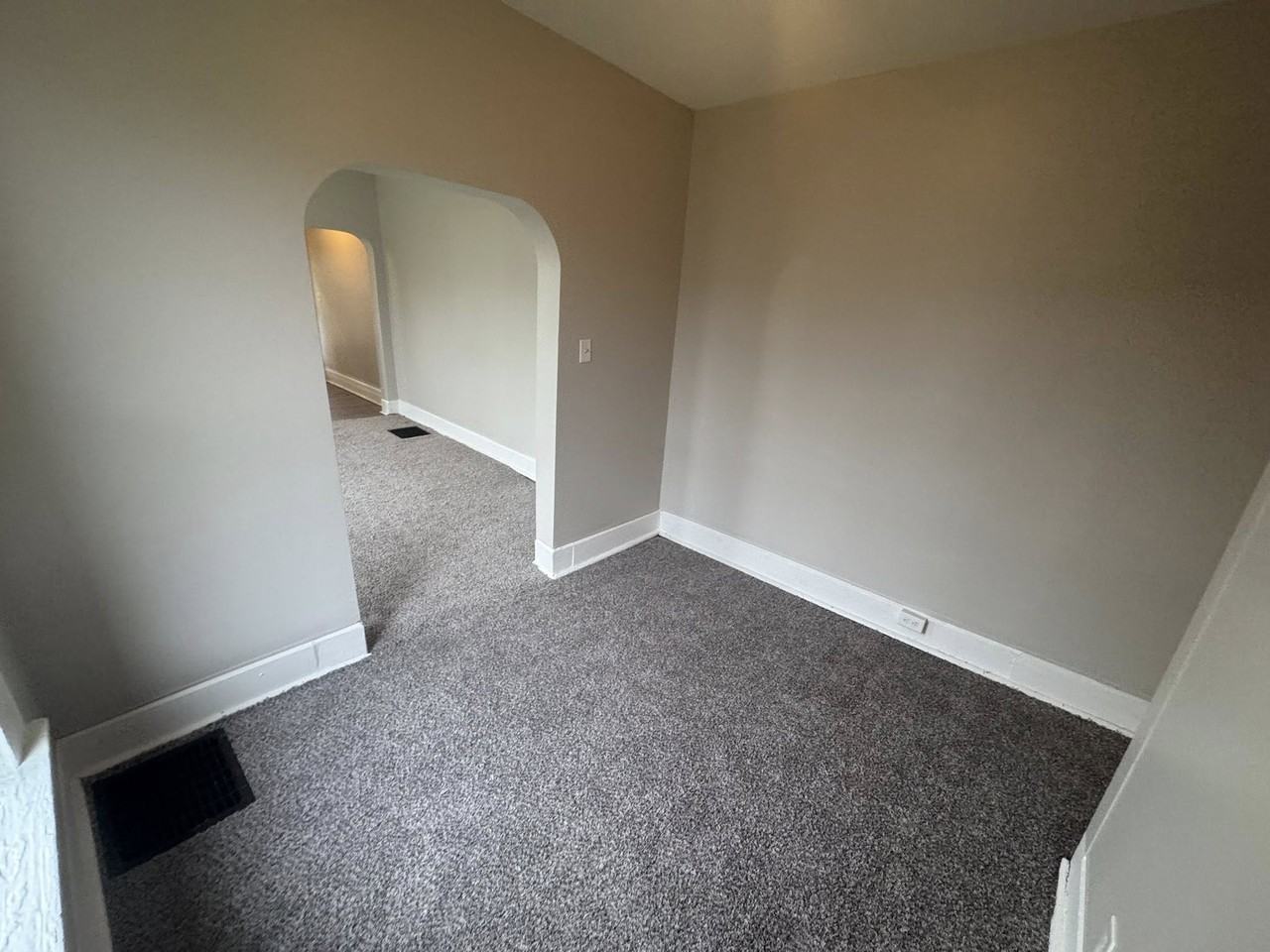 779 Dryden Rd #779 - Photo 2 of 9