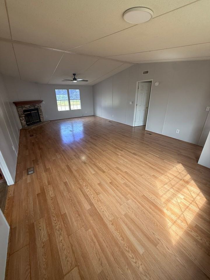 156 Sonnyland Dr - Photo 5 of 22