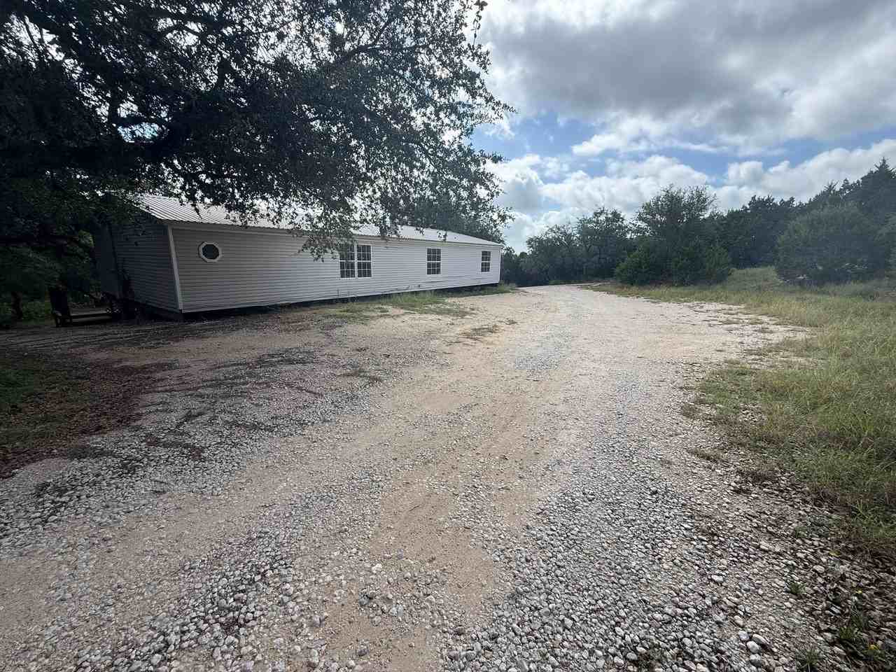 156 Sonnyland Dr - Photo 6 of 22
