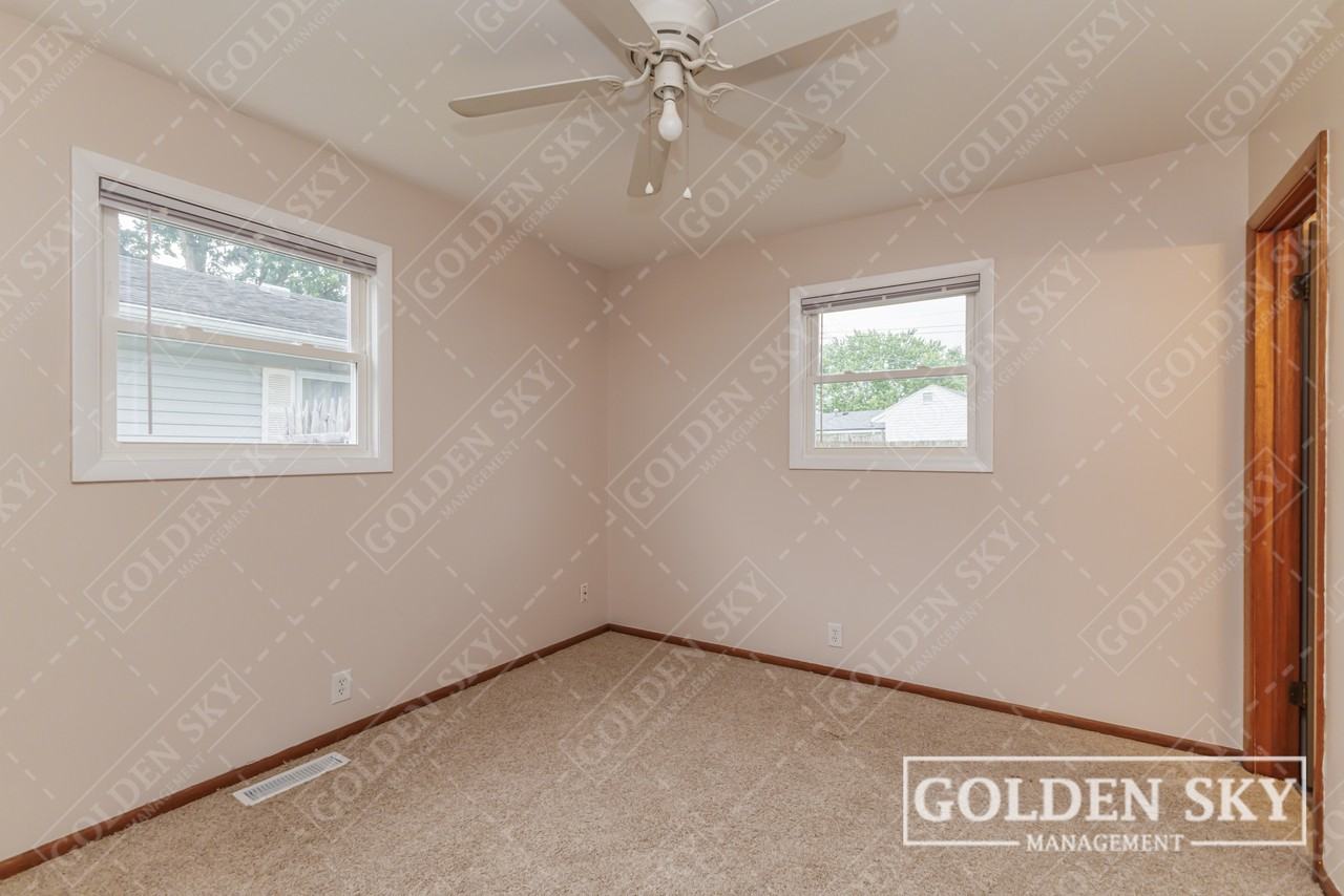3129 S Opechee Dr #1 - Photo 5 of 10