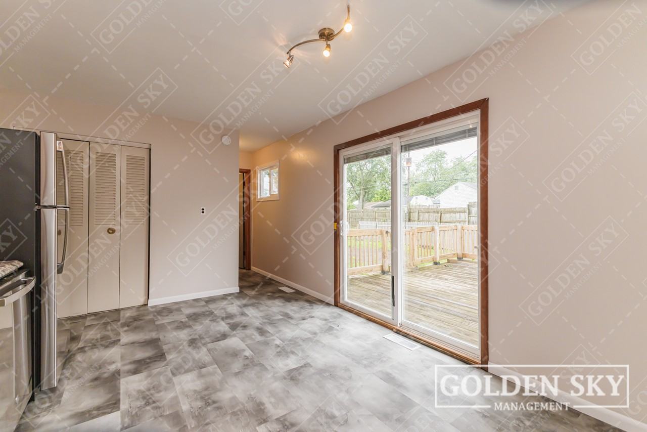 3129 S Opechee Dr #1 - Photo 7 of 10