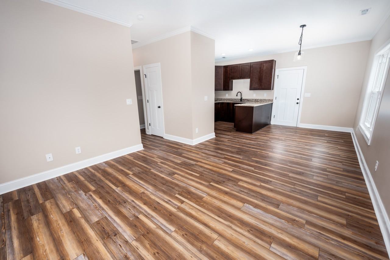 130 Macdonald Blvd #1 - Photo 5 of 21