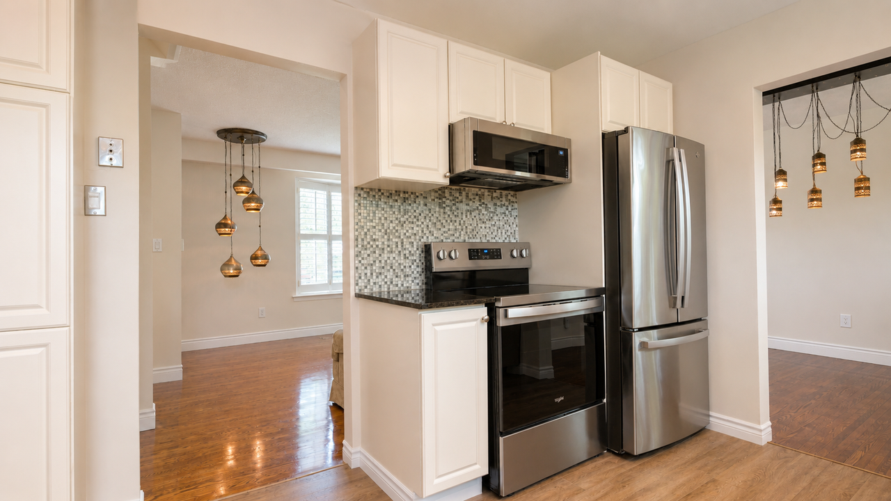 491 Maple Ave #FH - Photo 4 of 38