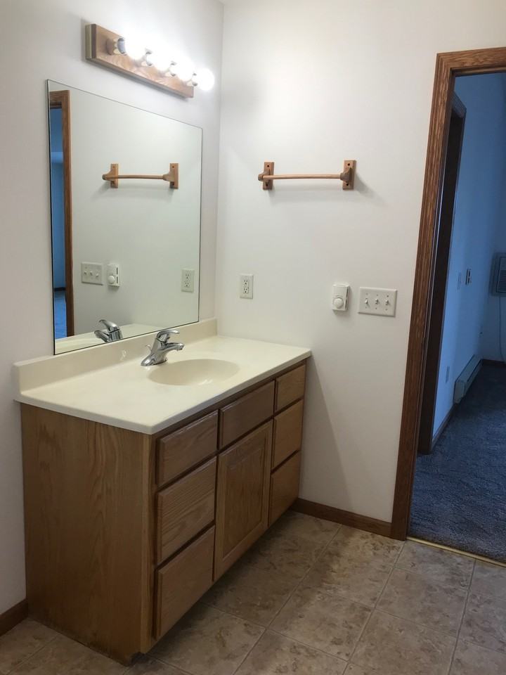 1550 W Pine St #514 - Photo 7 of 21