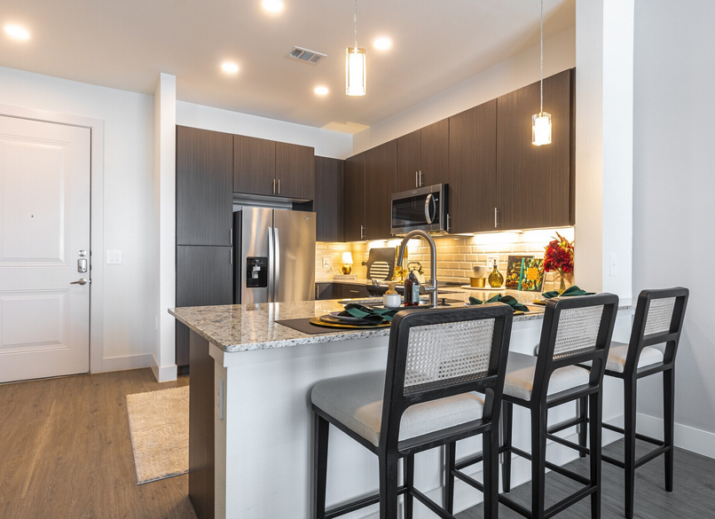 1622 North Garrett Avenue #2.5006 - Photo 7 of 16