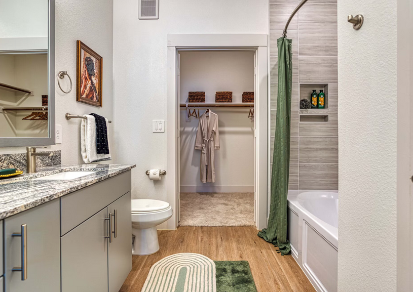 1622 North Garrett Avenue #2.5006 - Photo 2 of 16