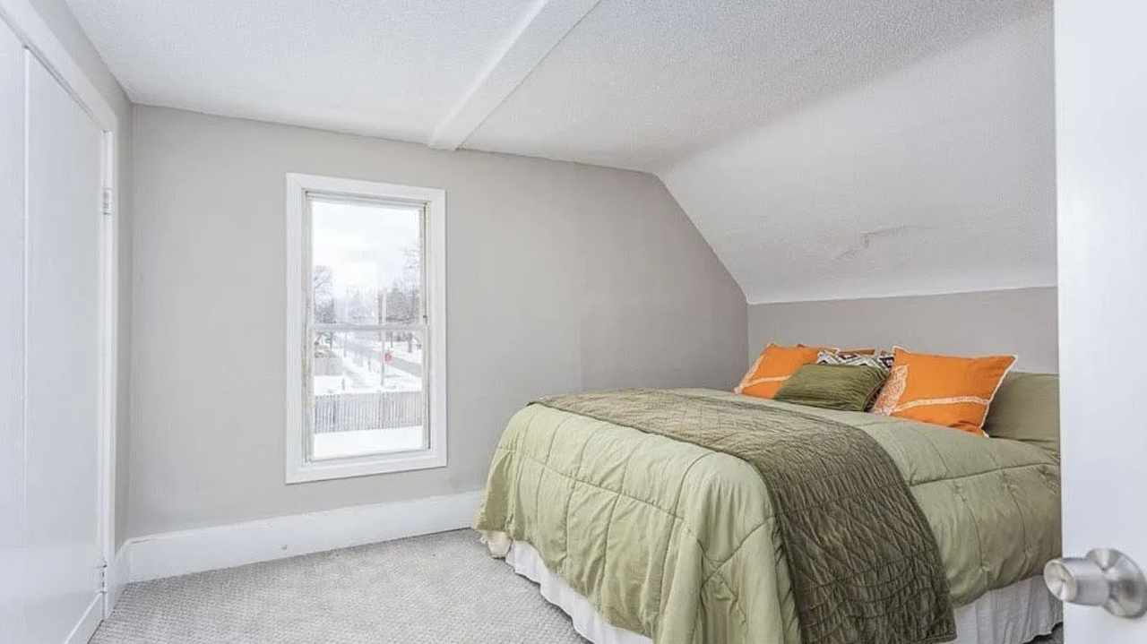 1015 30th Ave N #0 - Photo 4 of 10