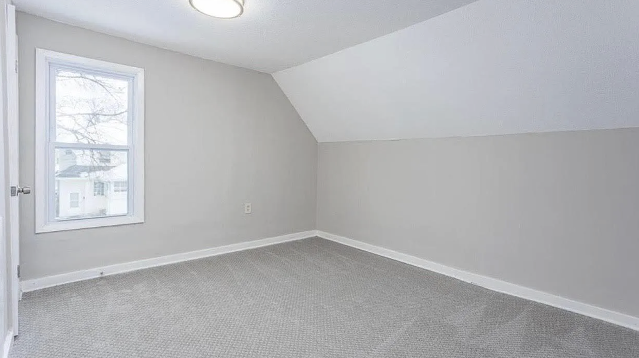 1015 30th Ave N #0 - Photo 6 of 10
