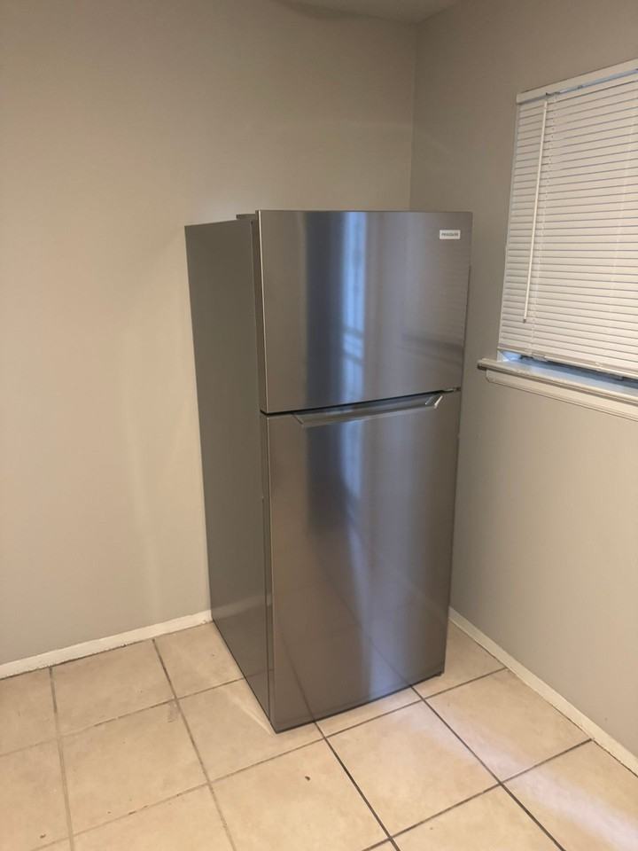 Imogene Apartments - Photo 5 of 24