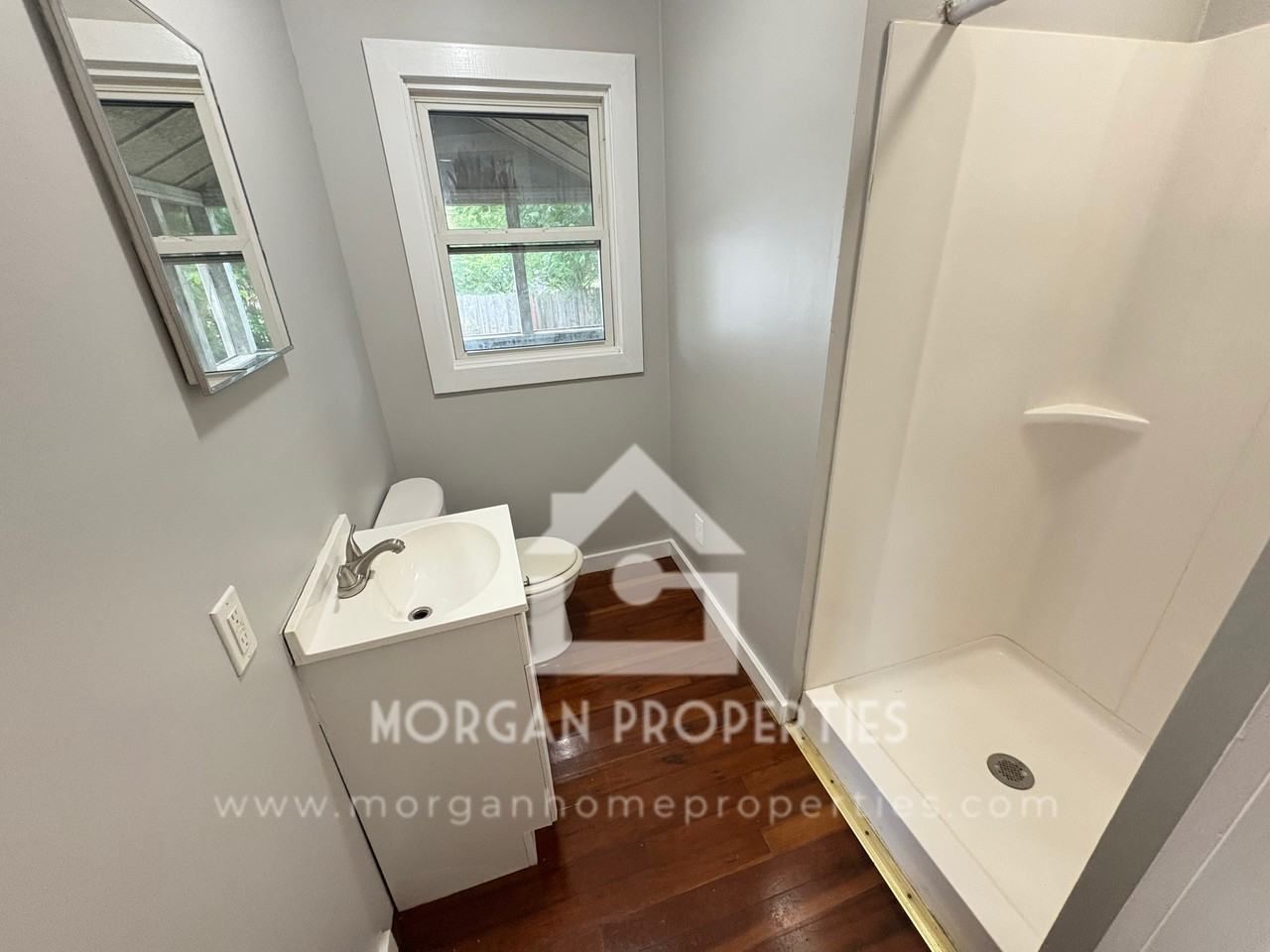 220 W 38th St - Photo 5 of 8