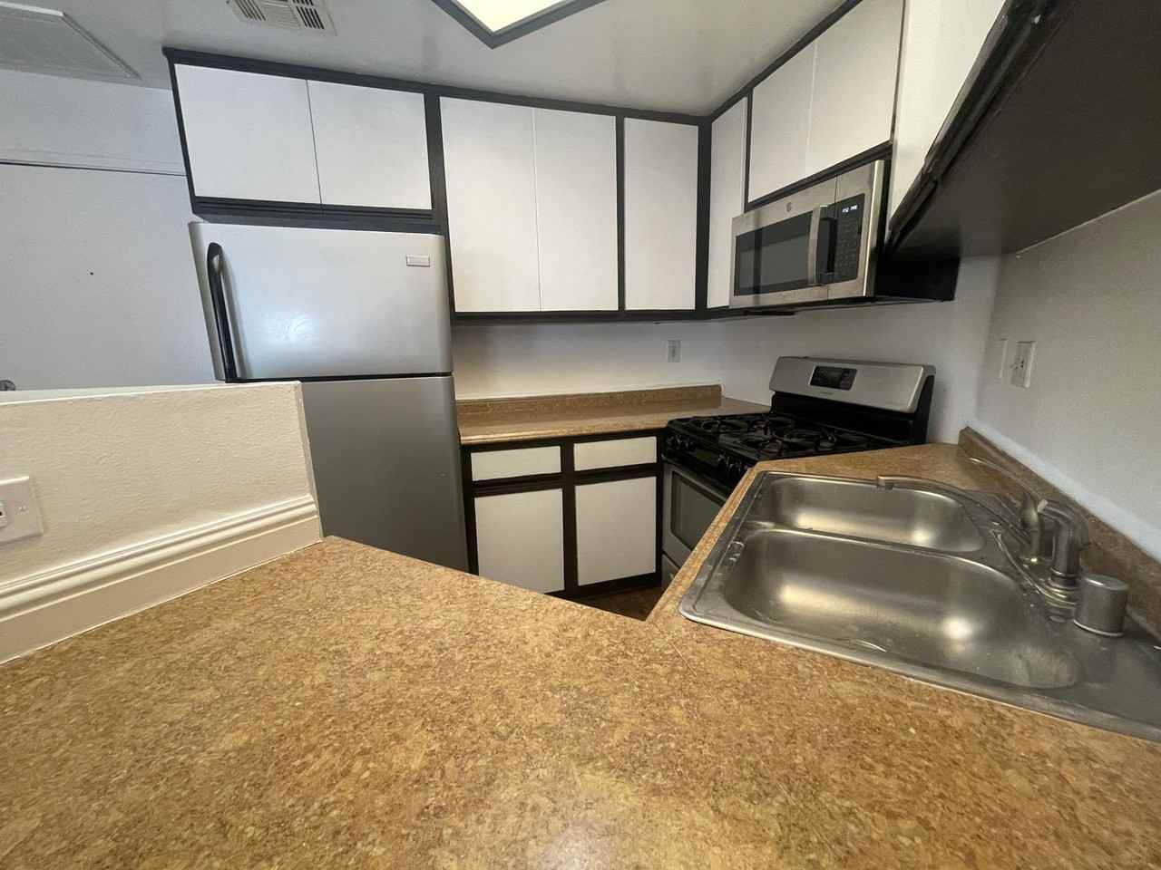 Prime Hollywood & West Hollywood Location - Photo 3 of 25
