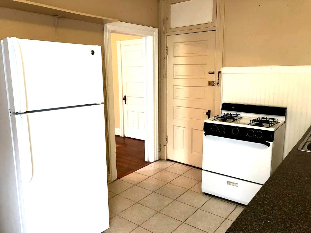 1112 South Fell Avenue2S #2S - Photo 3 of 10