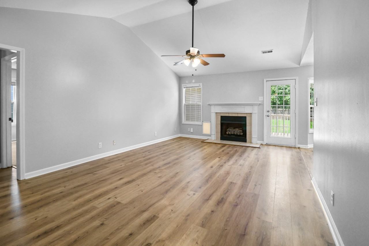 1644 Cedar Springs Cir #1 - Photo 3 of 27