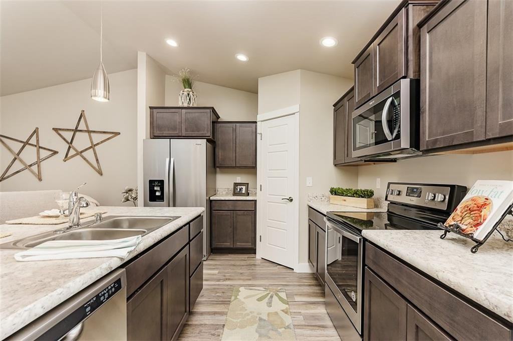 2321 Gleneagles Blvd #1 - Photo 6 of 14