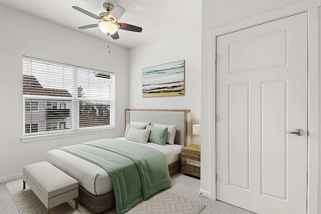 1563 Sw 172nd Ter - Photo 2 of 49