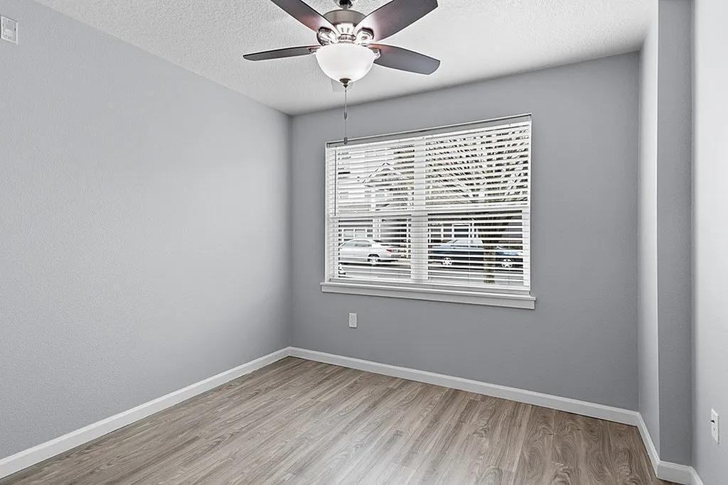1563 Sw 172nd Ter