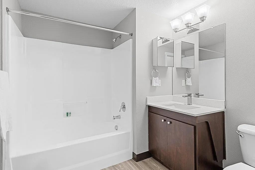 1563 Sw 172nd Ter - Photo 5 of 49