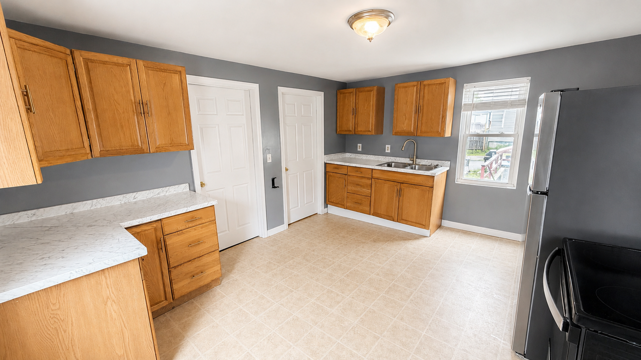 50 Charles St #1 - Photo 4 of 9