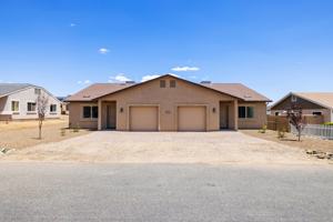 featured image of 6201 N Reata Dr #1