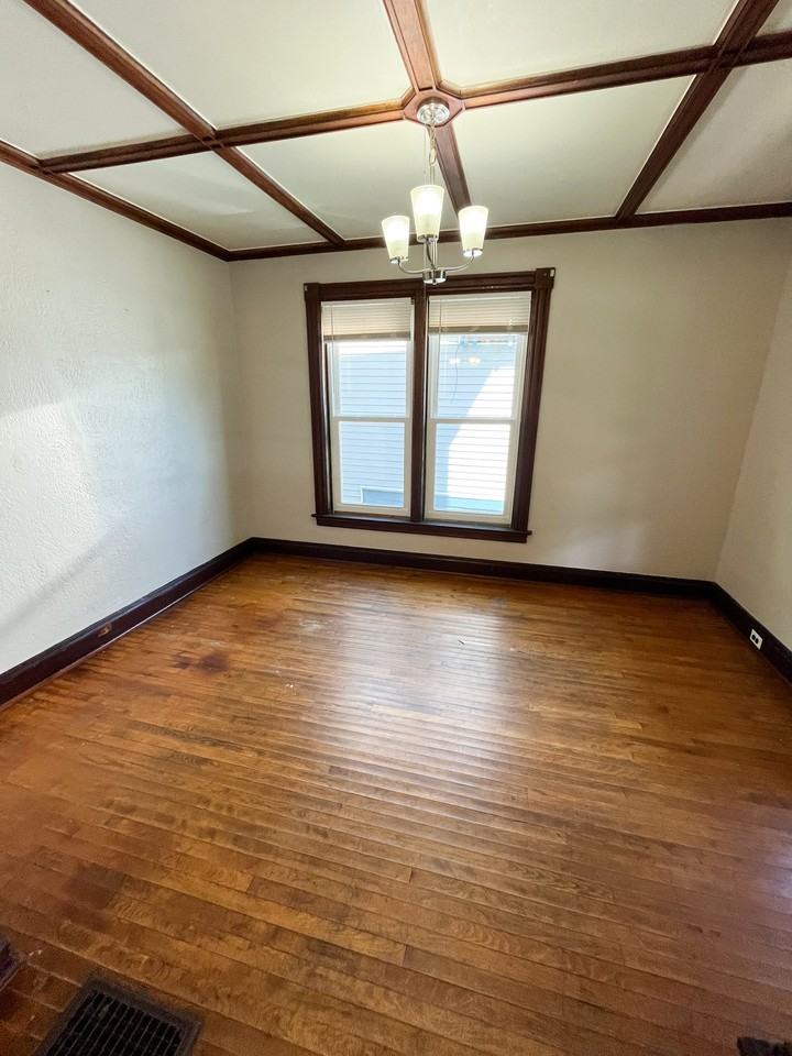 1011 Bronson St #1011 - Photo 5 of 16
