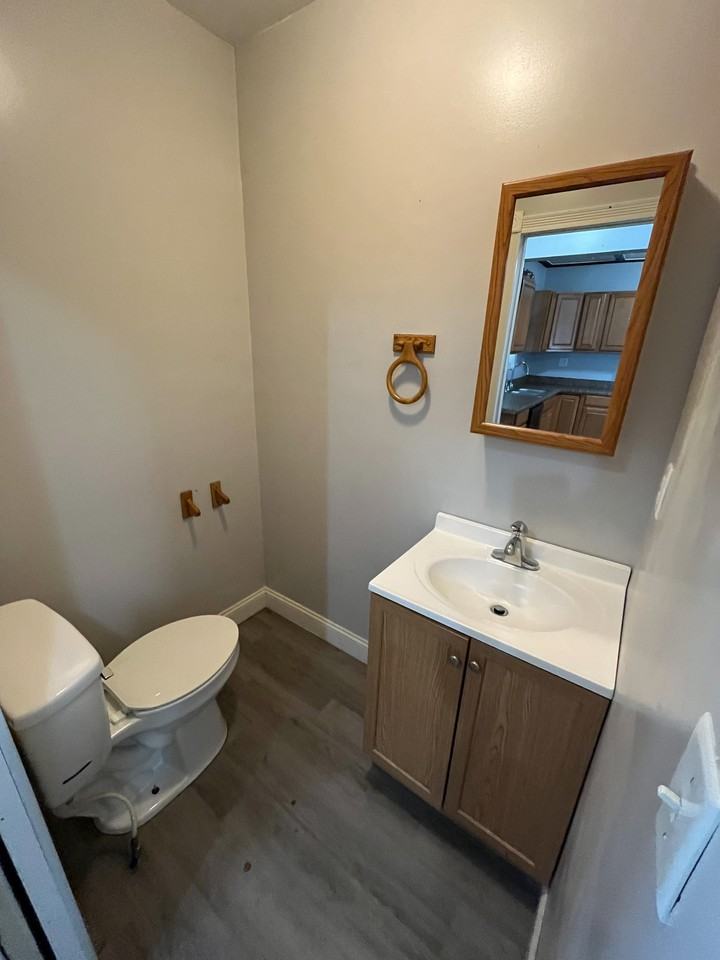 1011 Bronson St #1011 - Photo 6 of 16