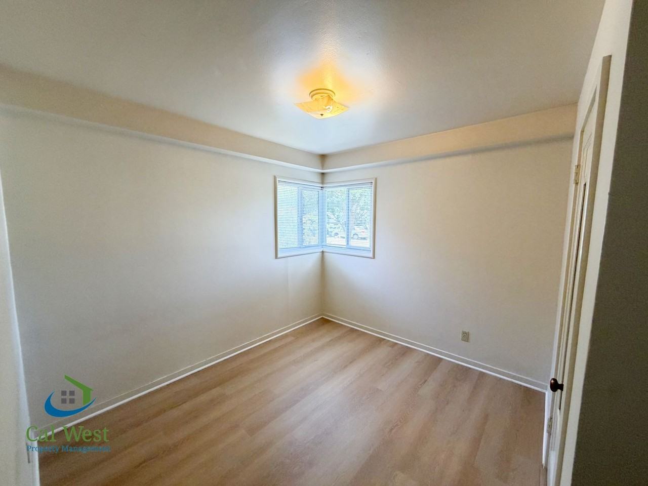 33 E Empire St #109 - Photo 7 of 8