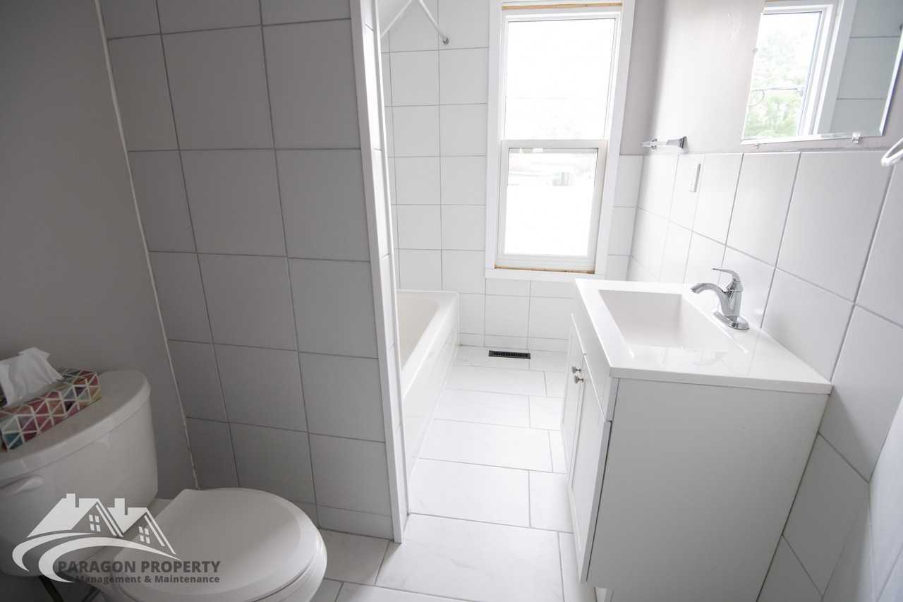 44 Lorne Ave #1 - Photo 7 of 9