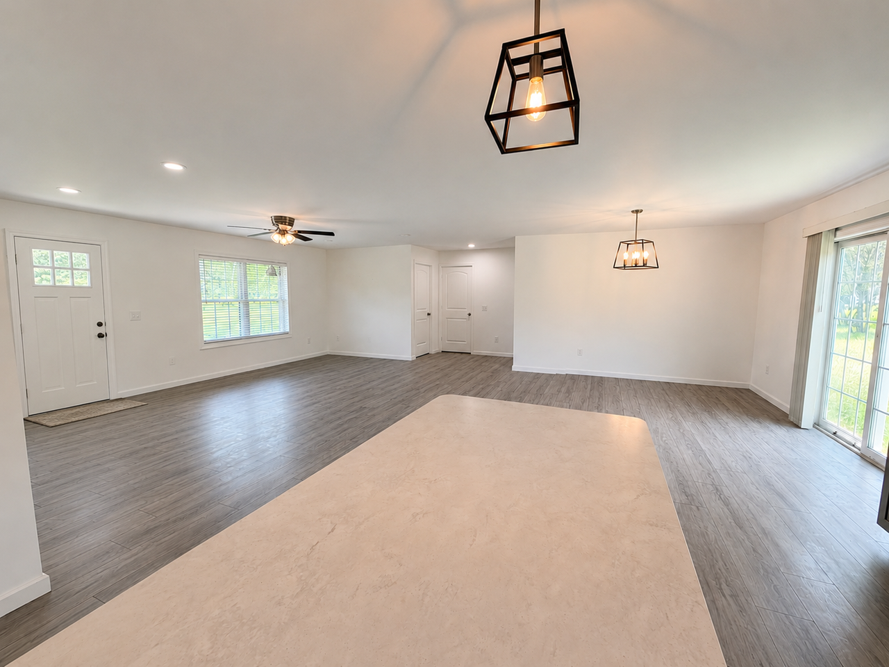 40 Doughty Blvd #1 - Photo 6 of 16