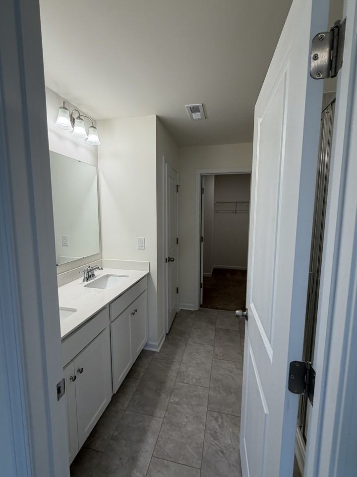 206 Harpers Run Ln #1 - Photo 4 of 9