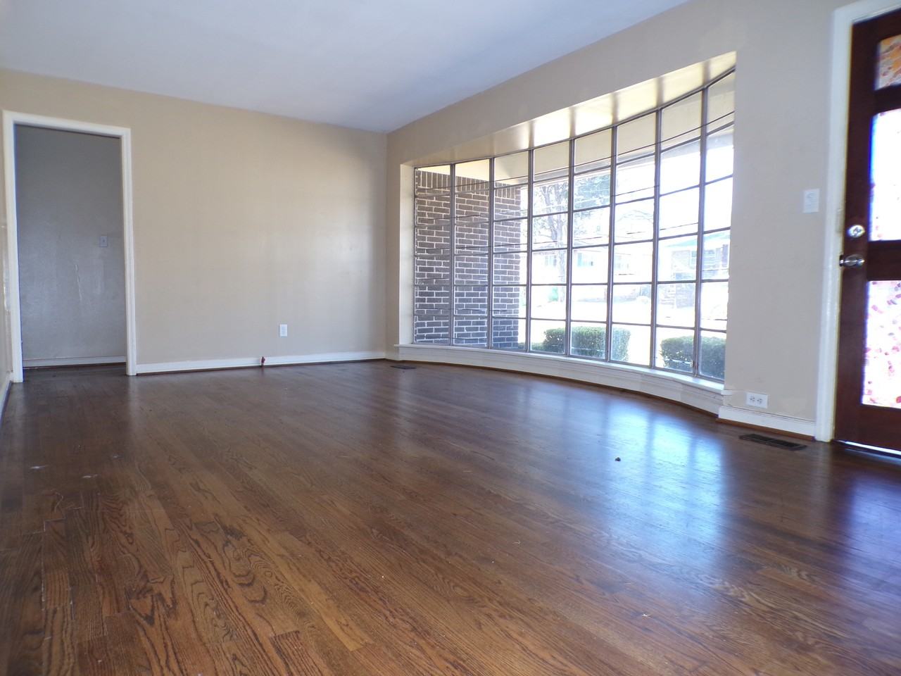 5709 Court H #1 - Photo 4 of 18