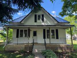 featured image of 110 E Snow St