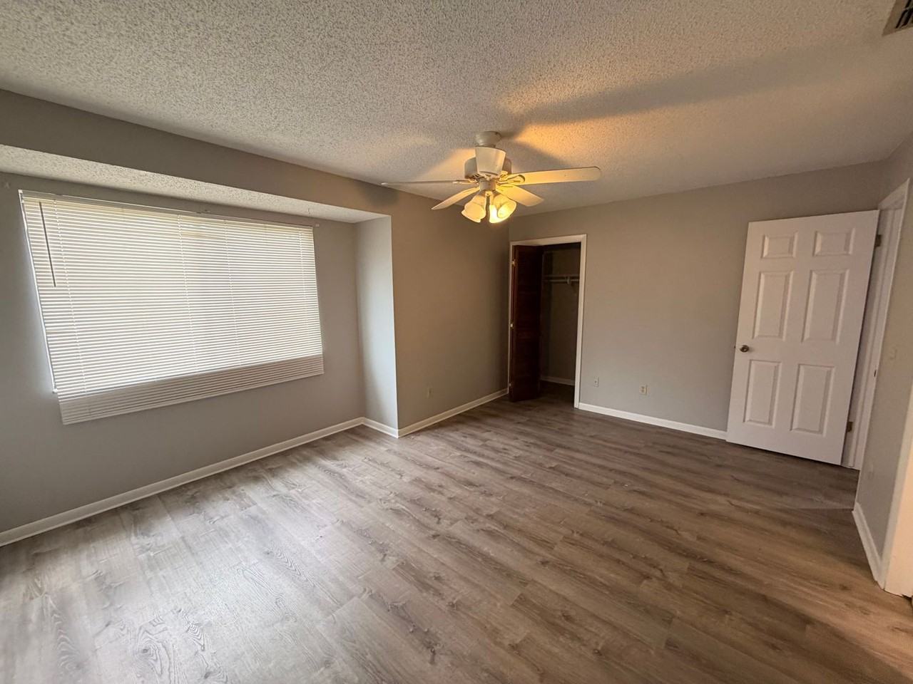 4403 Windergate Dr - Photo 5 of 13
