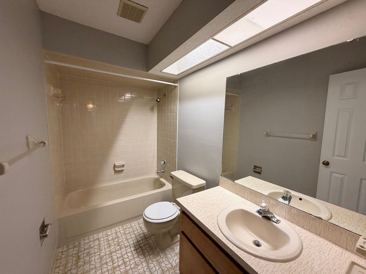 4403 Windergate Dr - Photo 6 of 13