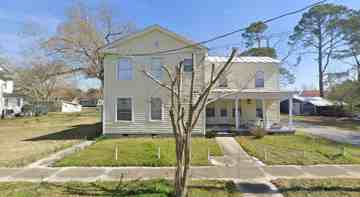 featured image of 802 N B St #3