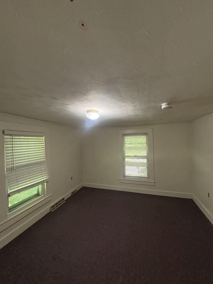 289 Pelham Rd #2 - Photo 2 of 8