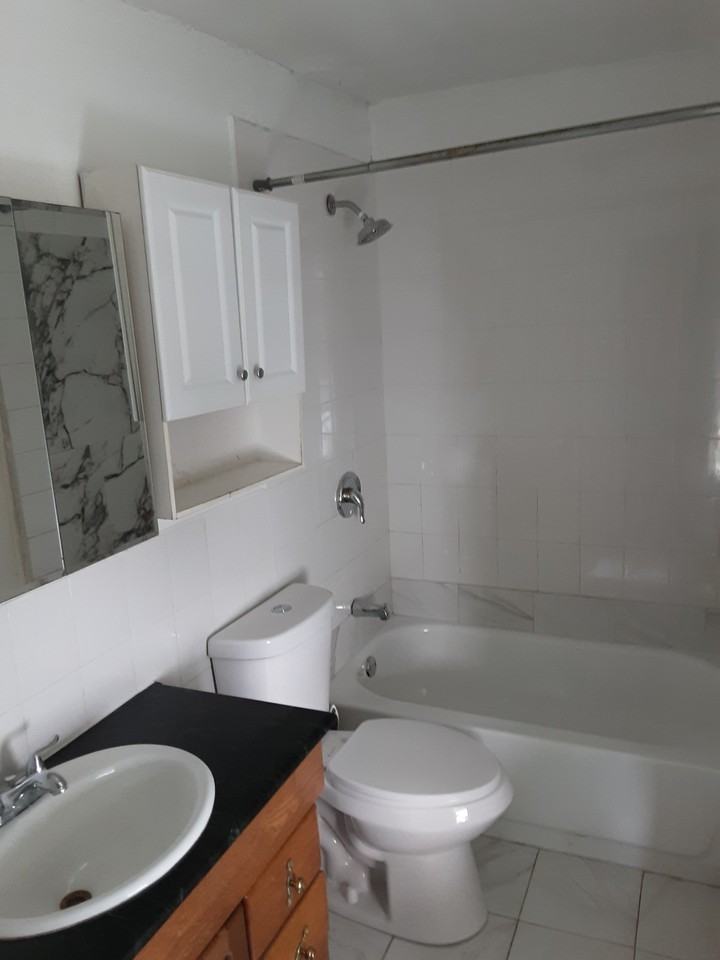 404 N Main St #2 - Photo 2 of 7