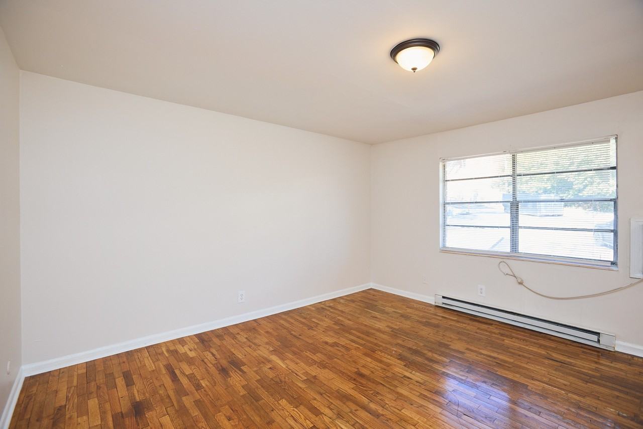 2151 Lenox Rd NEUnit C7 #C7 - Photo 4 of 8
