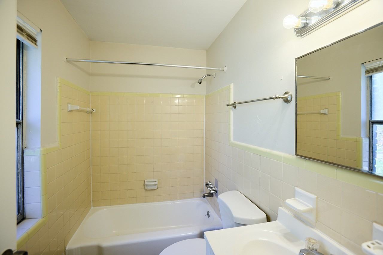 2151 Lenox Rd NEUnit C7 #C7 - Photo 5 of 8